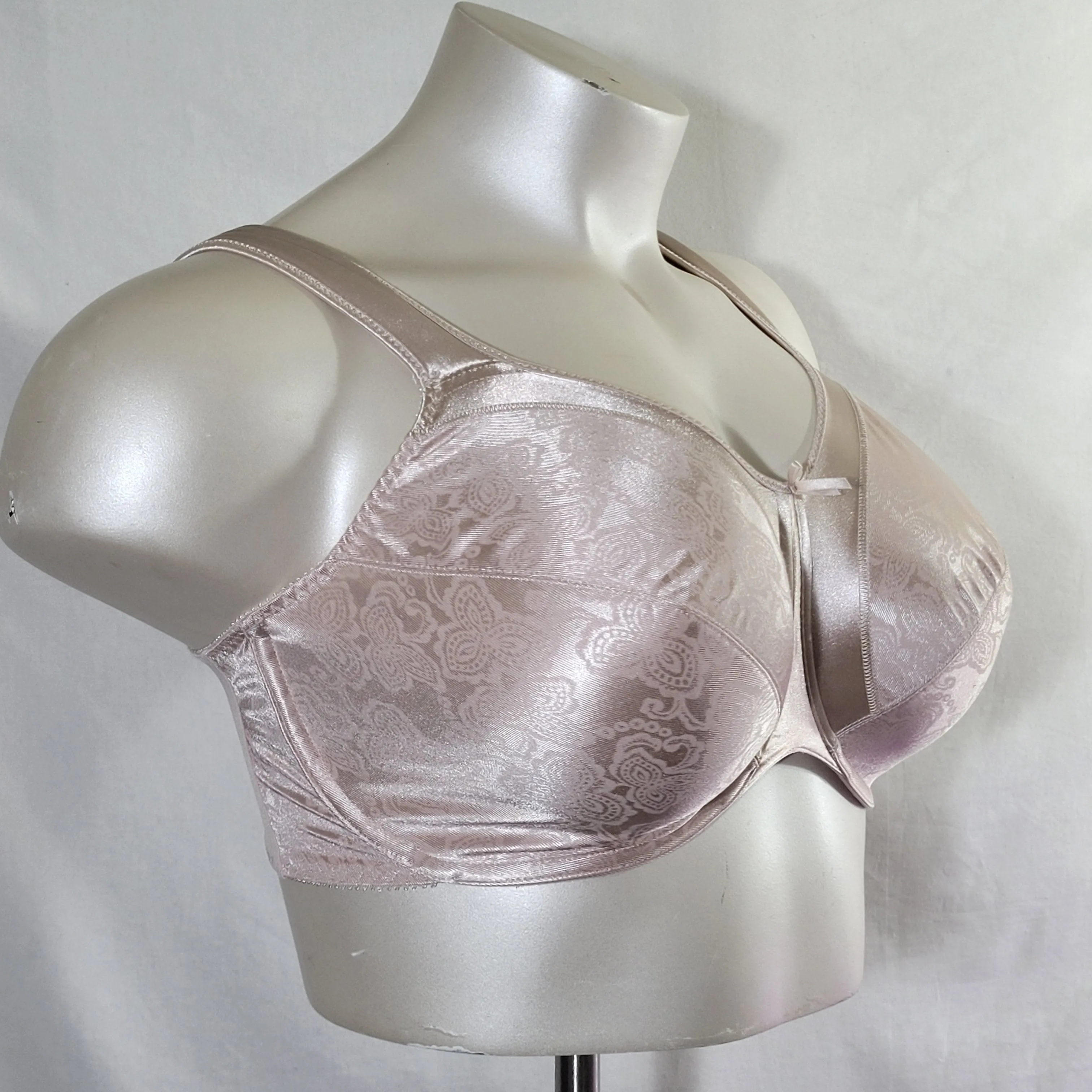 Bali 3562 Satin Tracings Underwire Bra 42DD Nude NEW WITH TAGS