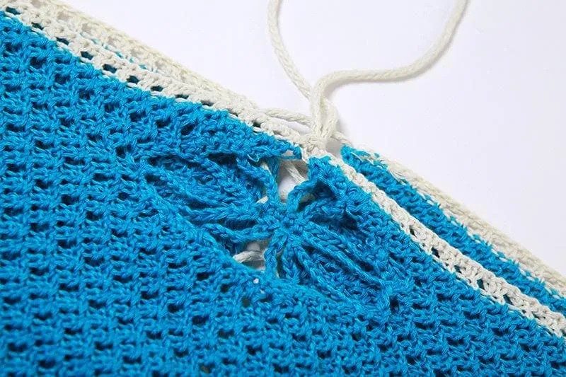 BerryBetty - Backless self tie halter crochet lace up contrast crop top