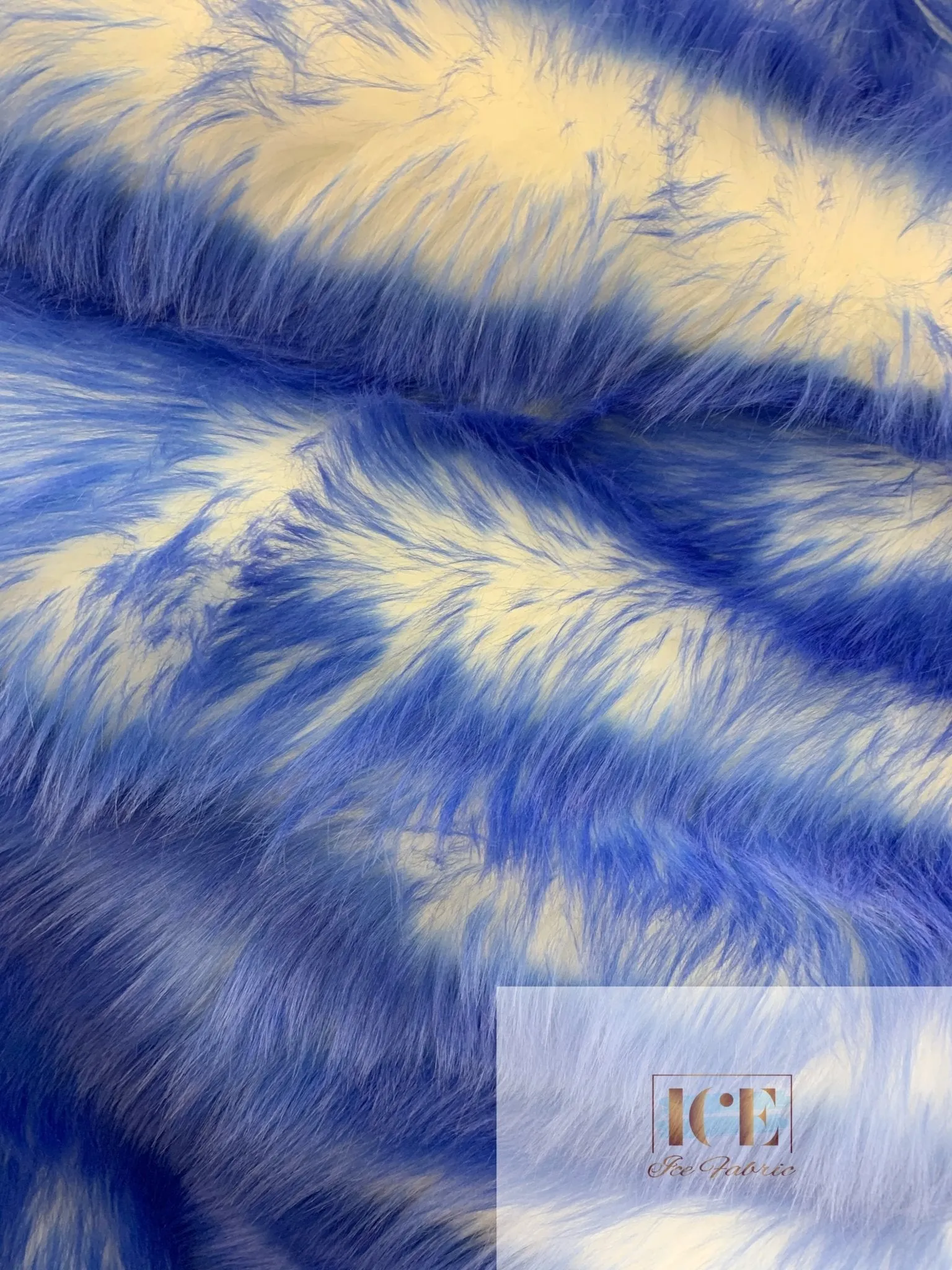 Canadian Fox 2 Tone Shaggy Long Pile Faux Fur Fabric For Blankets, Costumes, Bed Spread