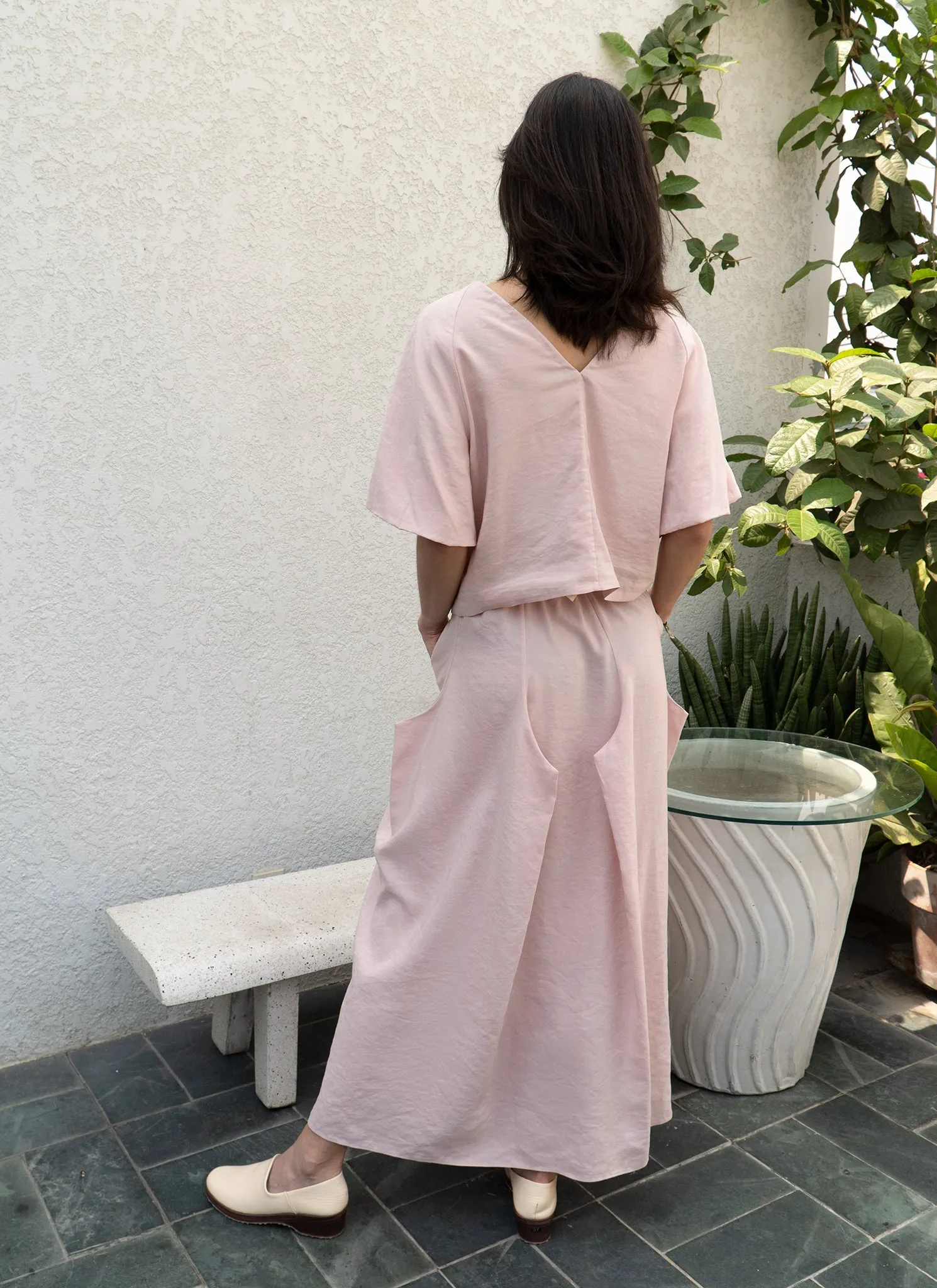 Cloud Raglan Sleeve V Back Top in Pink Rose
