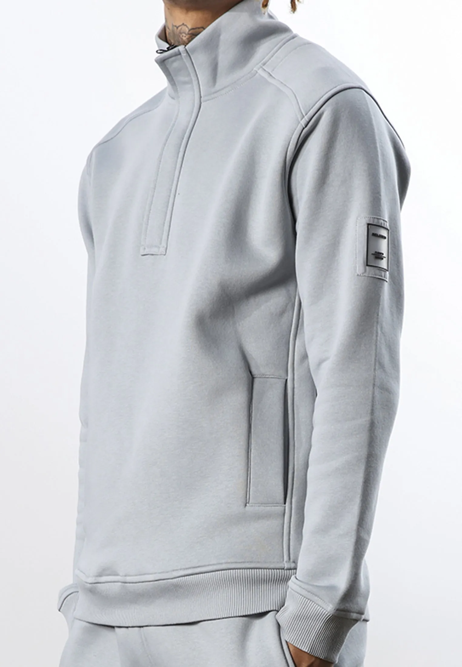 ENDURANCE HALF ZIP STEEL GREY