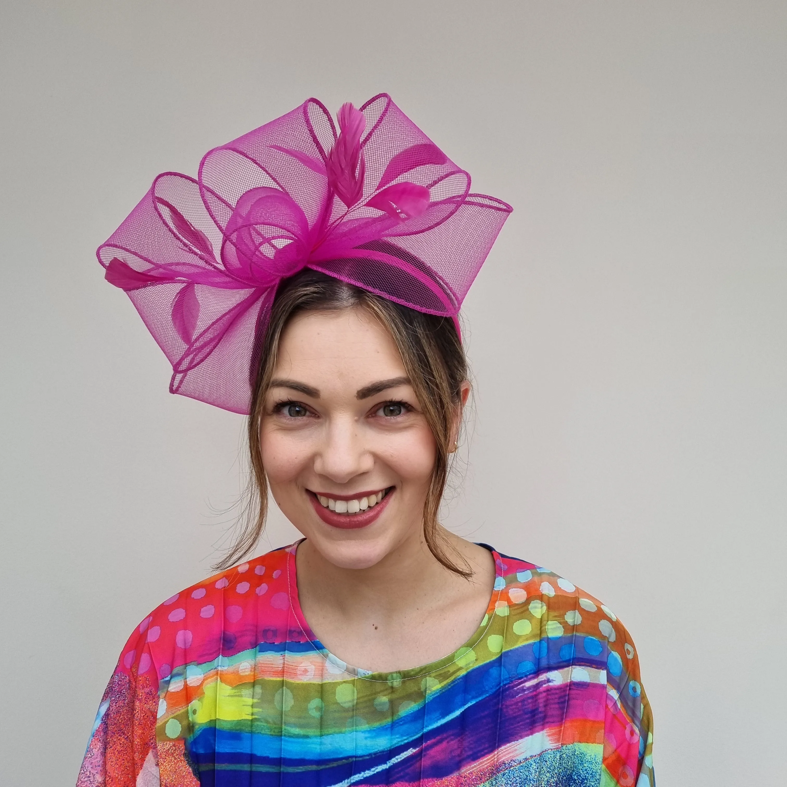 J Bees JB24/22 Crin Bow Fascinator in Pinks