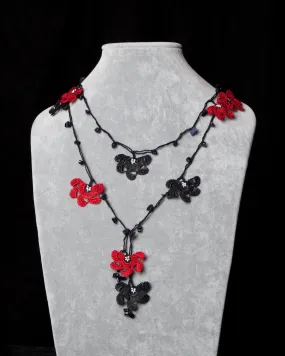 Lariat with Fan Motif -  Red and Black